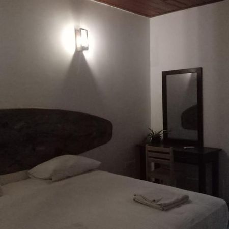 Arugambay Podbay Hotell Arugam Kudah Eksteriør bilde