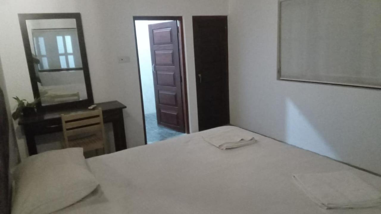 Arugambay Podbay Hotell Arugam Kudah Eksteriør bilde
