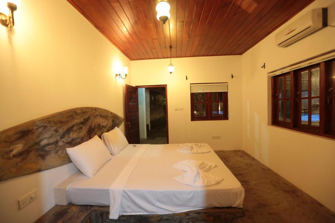 Arugambay Podbay Hotell Arugam Kudah Eksteriør bilde